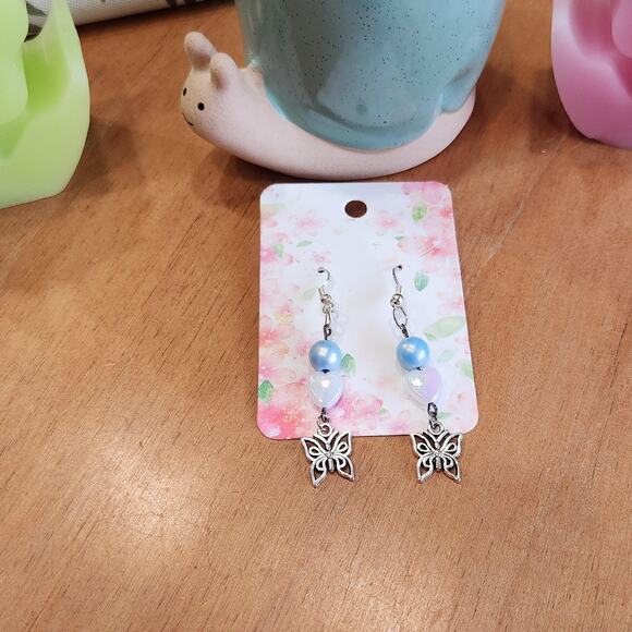 Butterfly Dangle Drop Earrings Bead Dainty Elegant Minimalist Jewelry Fairycore - Picture 3 of 8